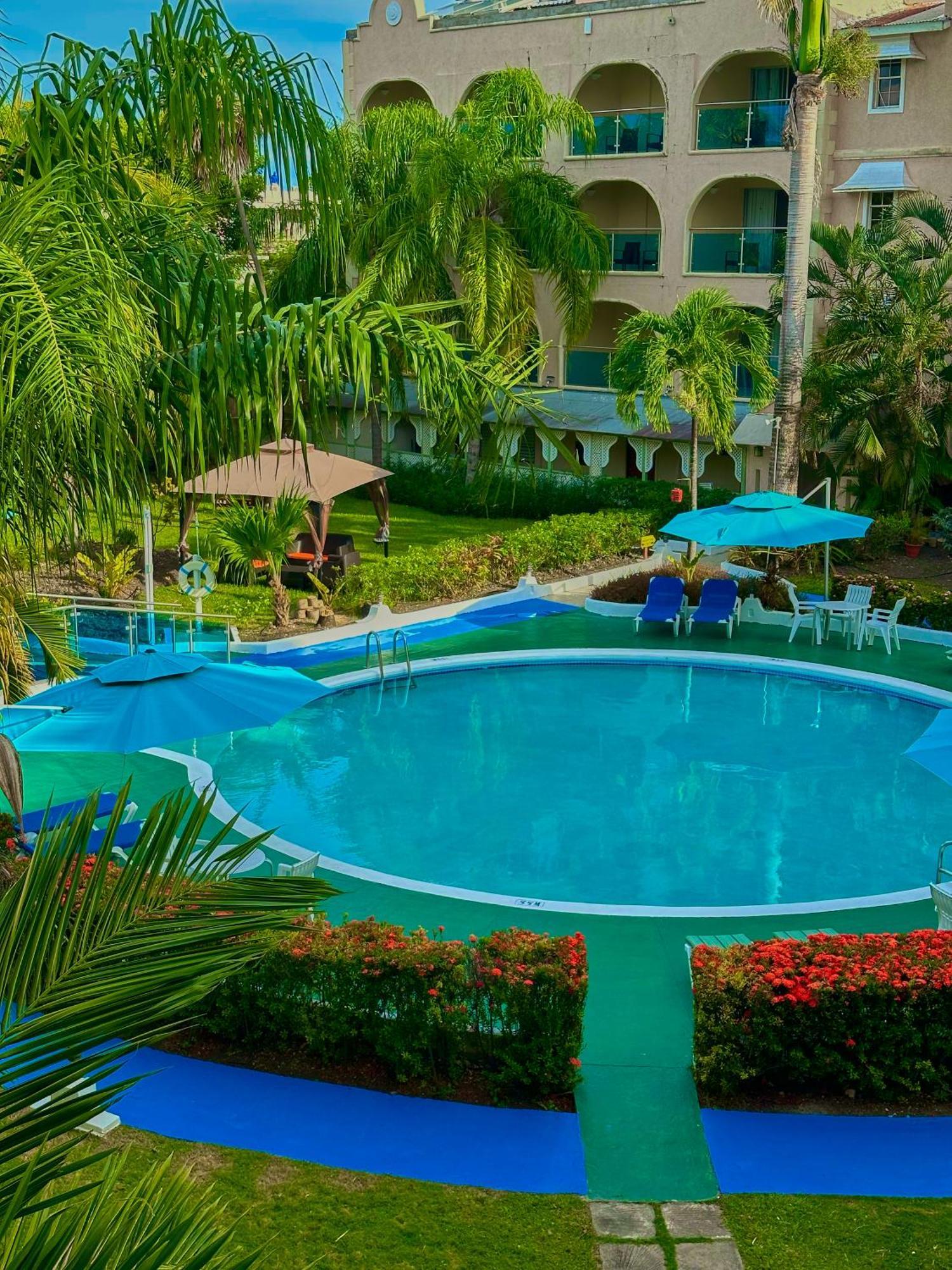 Sunbay Hotel Κράιστ Τσερτς Εξωτερικό φωτογραφία
