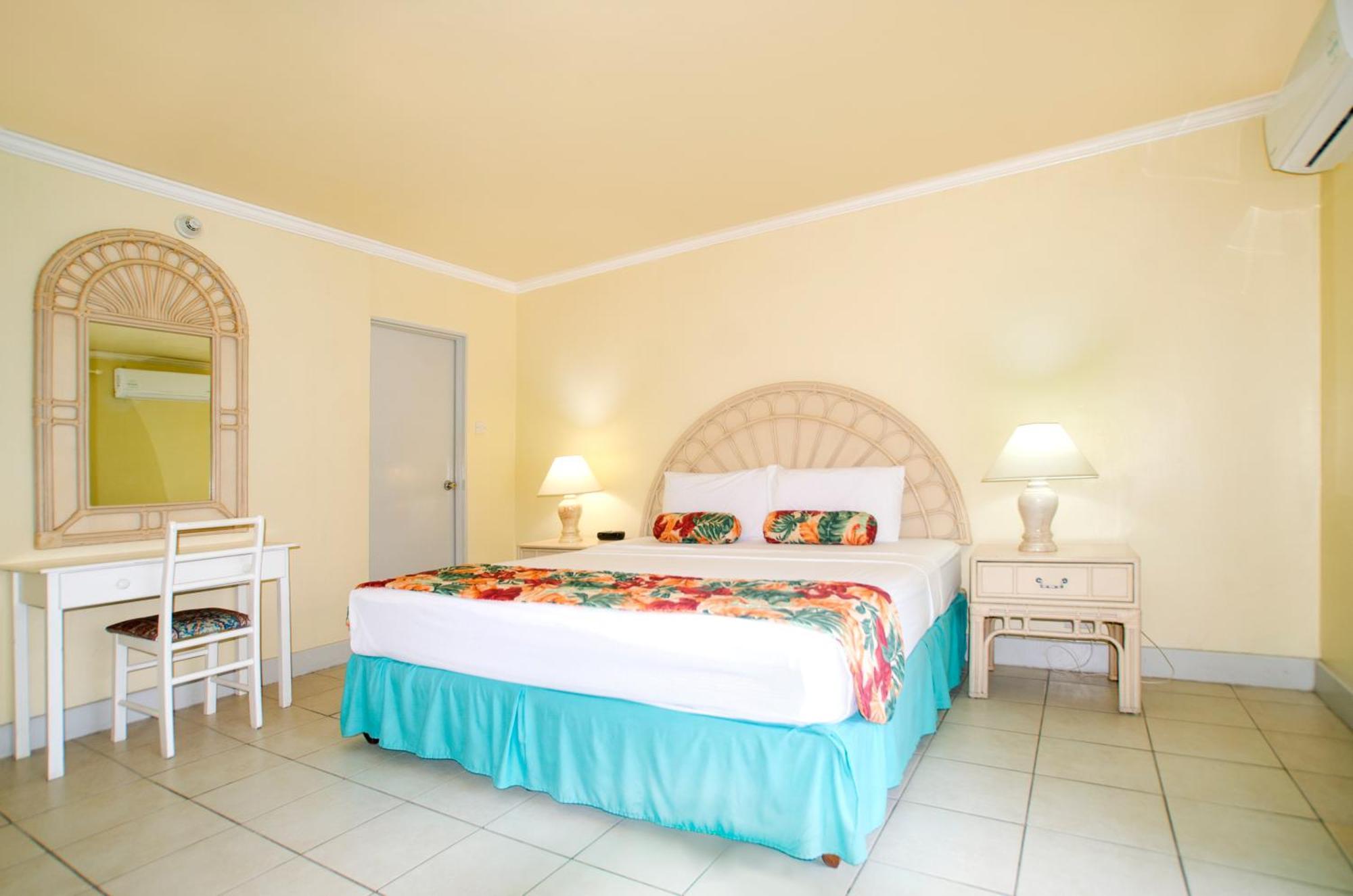 Sunbay Hotel Κράιστ Τσερτς Εξωτερικό φωτογραφία