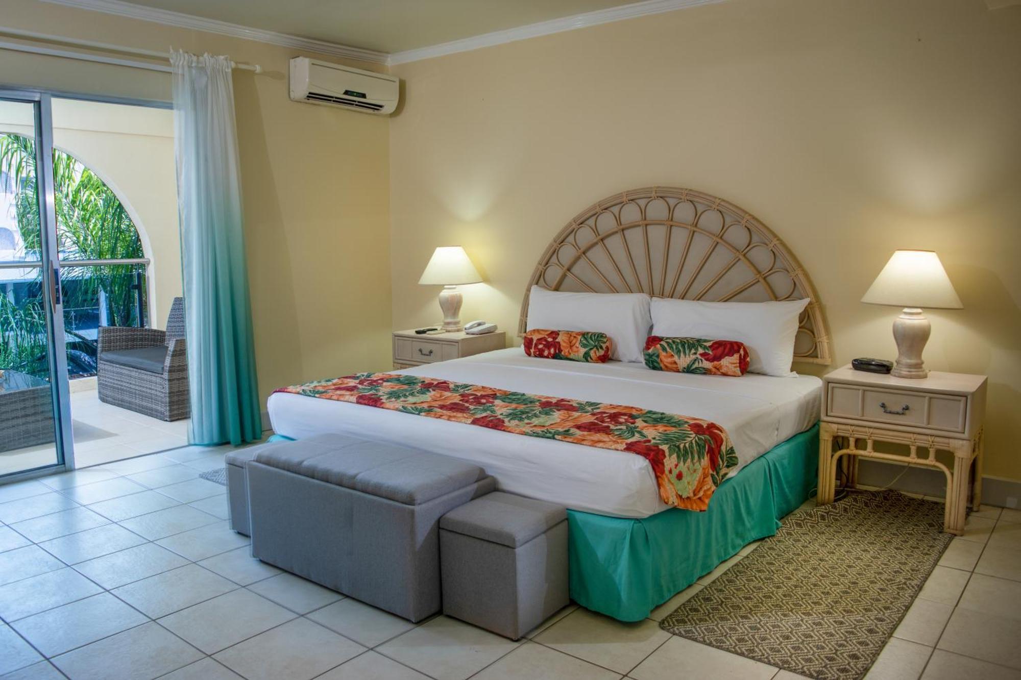 Sunbay Hotel Κράιστ Τσερτς Εξωτερικό φωτογραφία