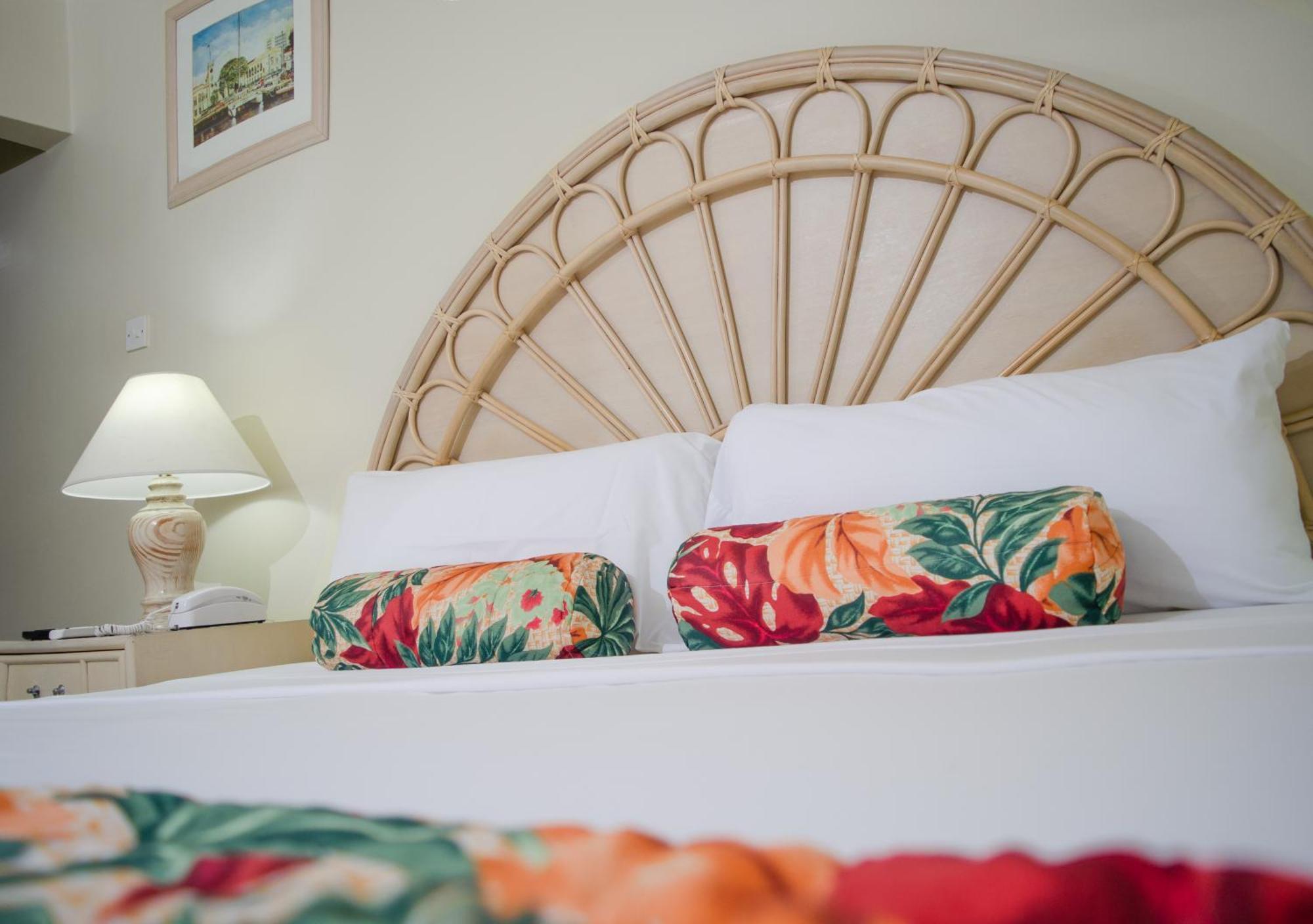 Sunbay Hotel Κράιστ Τσερτς Εξωτερικό φωτογραφία